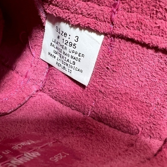 Minnetonka hot pink double fringe boots baby girl size 3 - Picture 10 of 10